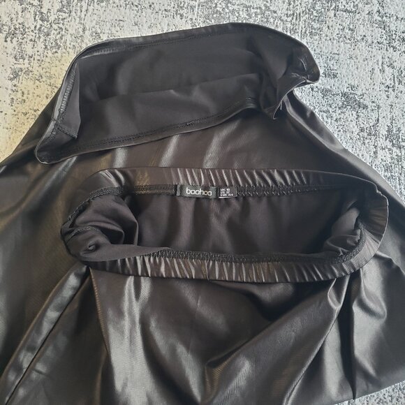 Black Leather Look Slinky Thin and Stretchy Skirt - Picture 5 of 9